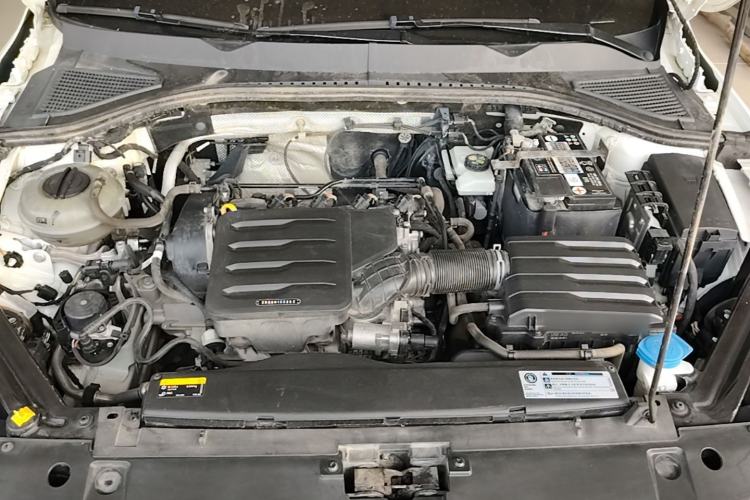 Used Volkswagen Bora 2019 Revised Version 1.5L Automatic Fashionable Style China VI Engine Bay