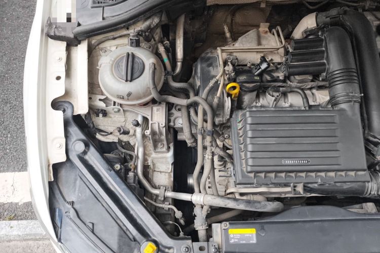 Used Volkswagen Bora 2019 280TSI DSG Elite Model Engine Bay Right
