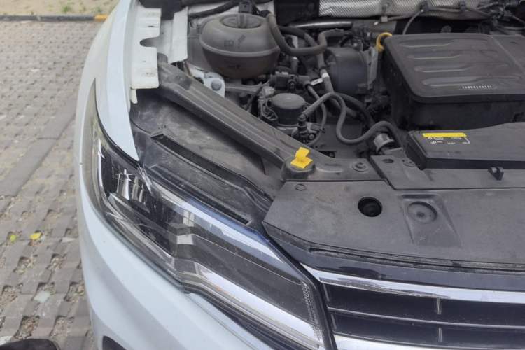 Used Volkswagen Bora 2019 Revised Version 1.5L Automatic Elite Edition China VI Standard Engine Bay Right