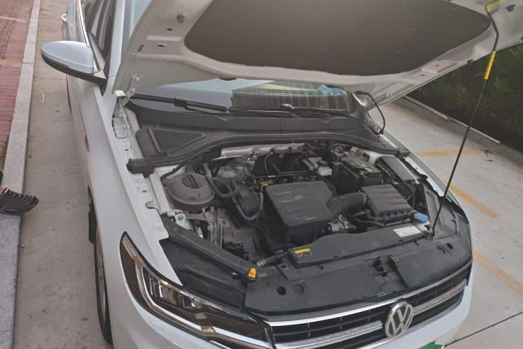 Used Volkswagen Bora 2019 1.5L Automatic Elite Version Engine Bay Right