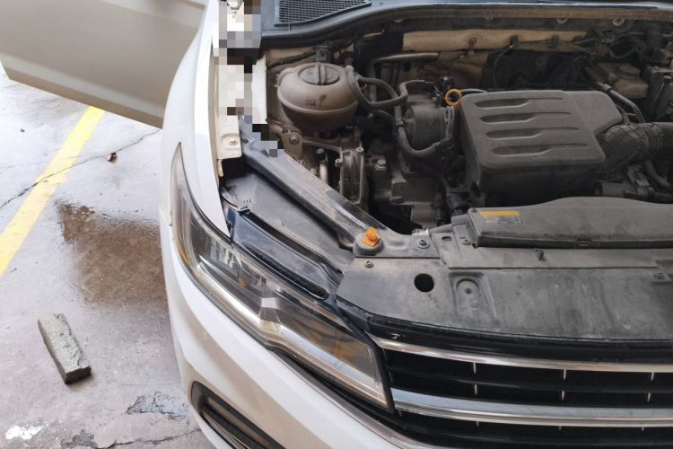 Used Volkswagen Bora 2019 1.5L Automatic Elite Version Engine Bay Right