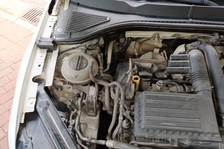Used Volkswagen Bora 2019 280TSI DSG Elite Model Engine Bay Right