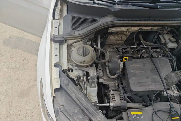 Used Volkswagen Bora 2019 Revised Version 1.5L Automatic Elite Edition China VI Standard Engine Bay Right