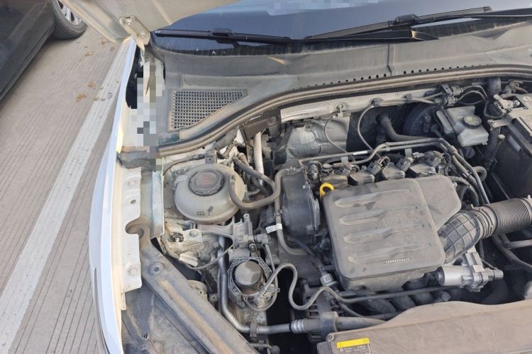 Used Volkswagen Bora 2019 Revised Version 1.5L Automatic Elite Edition China VI Standard Engine Bay Right