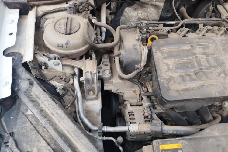 Used Volkswagen Bora 2019 1.5L Automatic Fashion Model Engine Bay Right