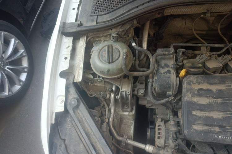 Used Volkswagen Bora 2019 1.5L Automatic Fashion Model Engine Bay Right