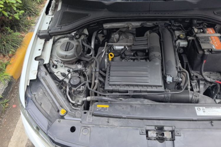Used Volkswagen Bora 2019 Revised Version 280TSI DSG Elite Edition China VI Standard Engine Bay Right