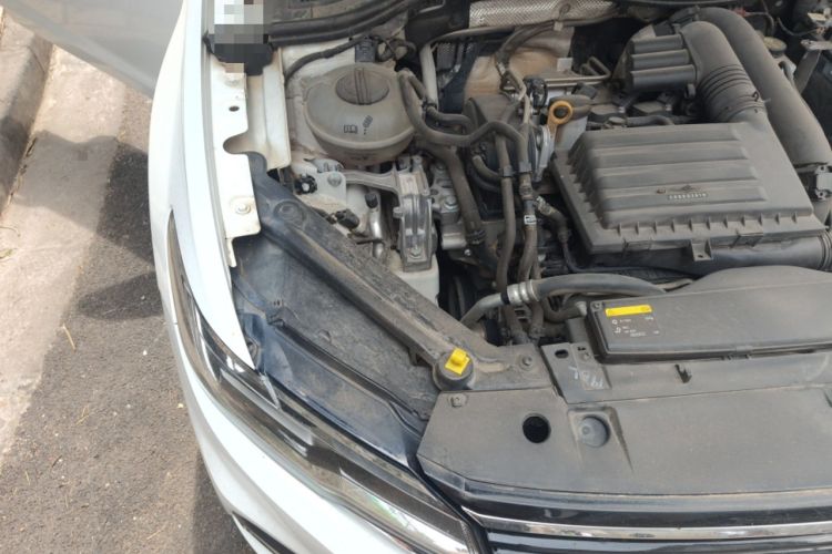 Used Volkswagen Bora 2019 280TSI DSG Elite Model Engine Bay Right