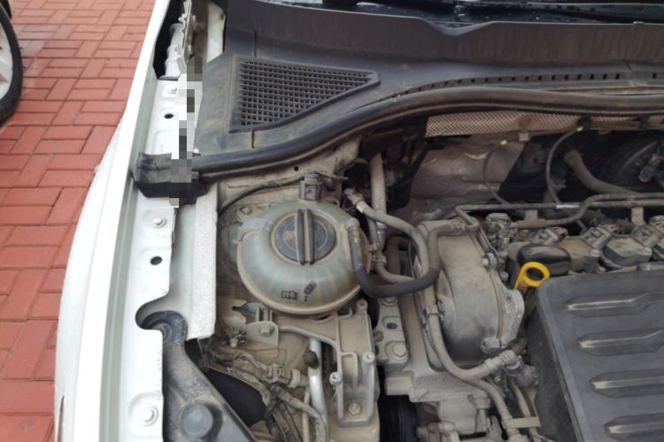 Used Volkswagen Bora 2019 1.5L Automatic Fashion Model Engine Bay Right