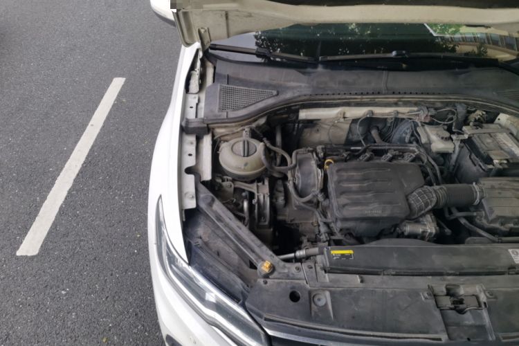 Used Volkswagen Bora 2019 1.5L Automatic Fashion Model Engine Bay Right