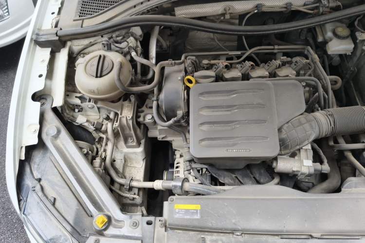 Used Volkswagen Bora 2019 1.5L Automatic Fashion Model Engine Bay Right