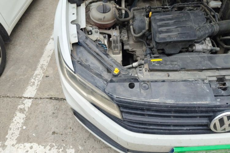 Used Volkswagen Bora 2019 1.5L Manual Fashion Edition Engine Bay Right