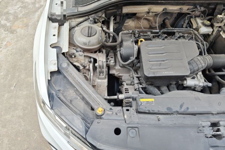 Used Volkswagen Bora 2019 1.5L Automatic Elite Version Engine Bay Right