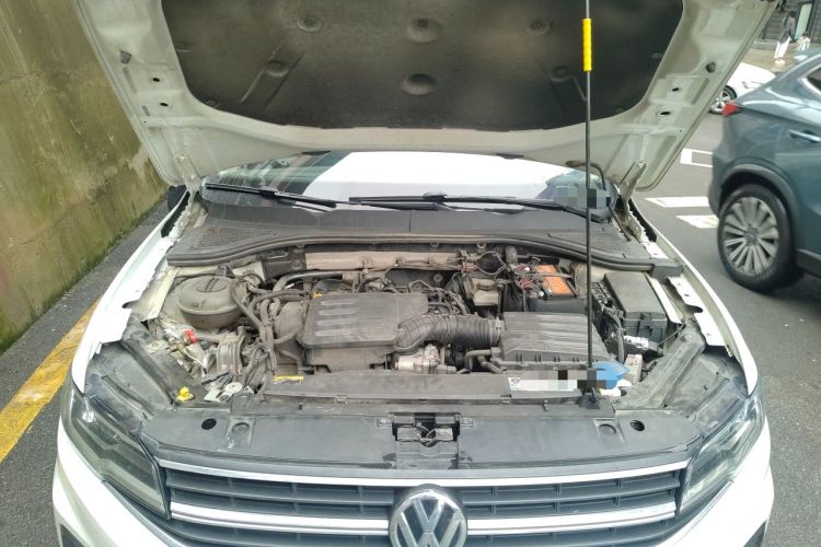 Used Volkswagen Bora 2019 1.5L Automatic Fashion Model Engine Bay