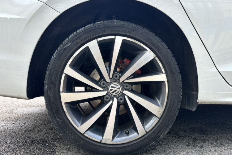 Used Volkswagen Bora 2019 280TSI DSG Luxury Model Exterior 2