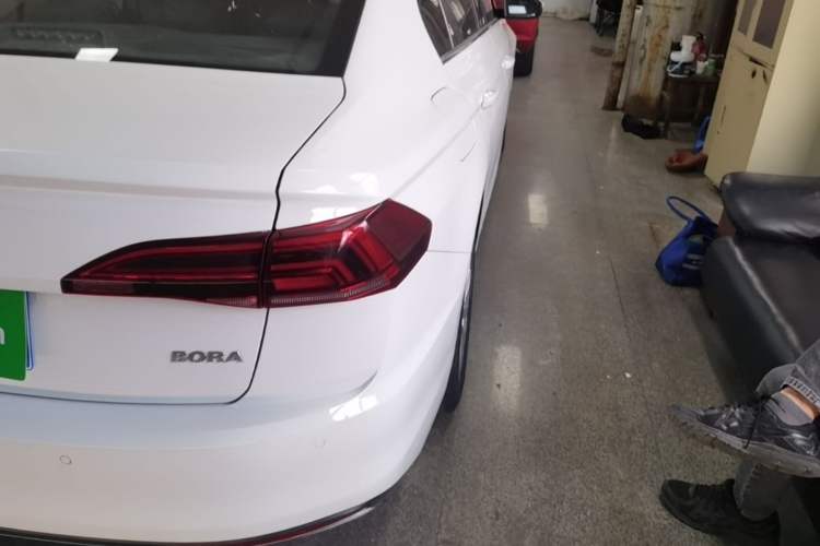 Used Volkswagen Bora 2019 Revised Version 1.5L Automatic Comfort Edition China VI Standard Exterior 3