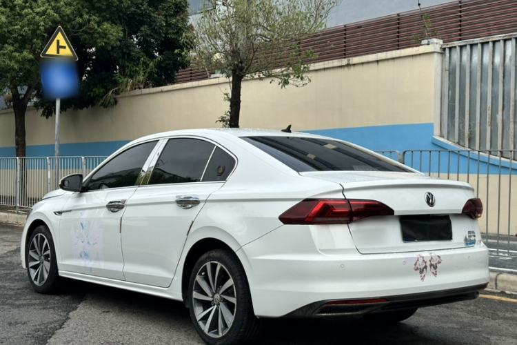 Used Volkswagen Bora 2019 280TSI DSG Luxury Model Exterior 4