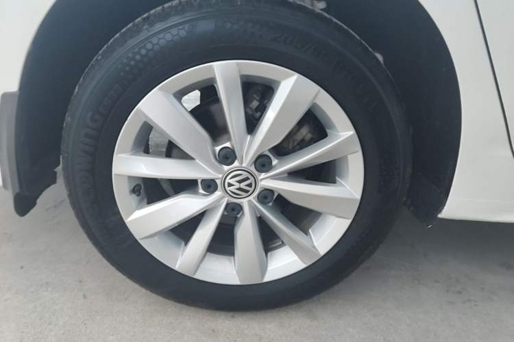 Used Volkswagen Bora 2019 1.5L Automatic Comfort Model Exterior 5