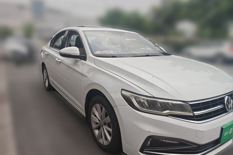 Used Volkswagen Bora 2019 Revised Version 1.5L Automatic Comfort Edition China V Standard Front Right 45 Deg