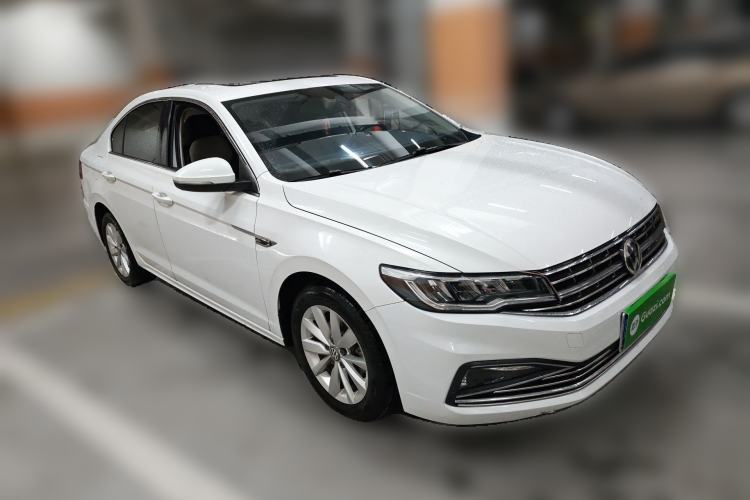 Used Volkswagen Bora 2019 1.5L Automatic Elite Version Front Right 45 Deg