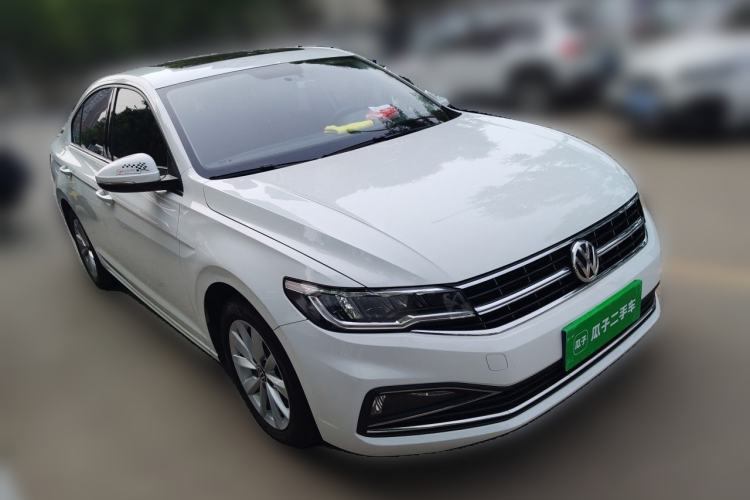 Used Volkswagen Bora 2019 Revised Version 1.5L Manual Comfort Edition China VI Standard Front Right 45 Deg