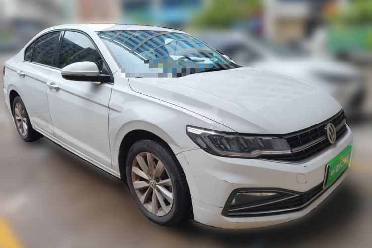 Used Volkswagen Bora 2019 1.5L Automatic Elite Version Front Right 45 Deg
