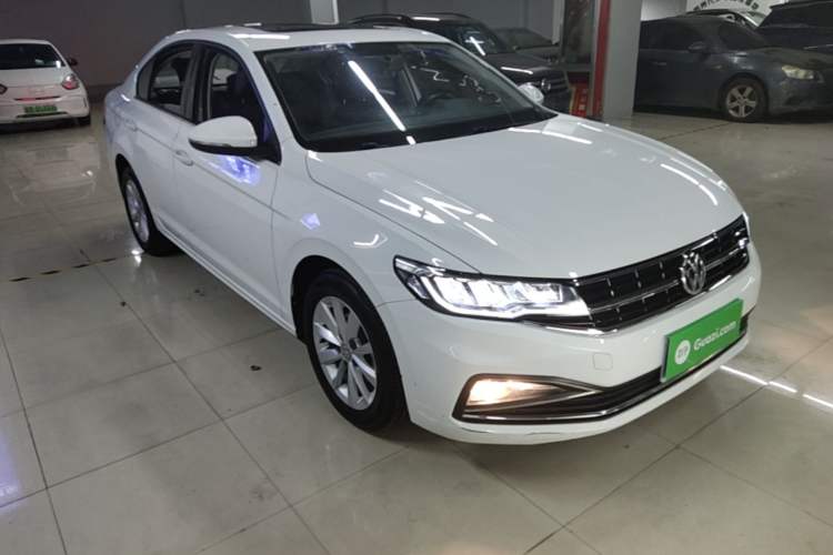 Used Volkswagen Bora 2019 Revised Version 1.5L Automatic Comfort Edition China VI Standard Front Right 45 Deg