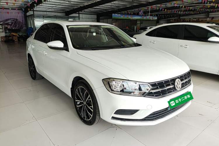 Used Volkswagen Bora 2019 Bora Legend 1.5L Automatic Leading Model China VI Standard Front Right 45 Deg