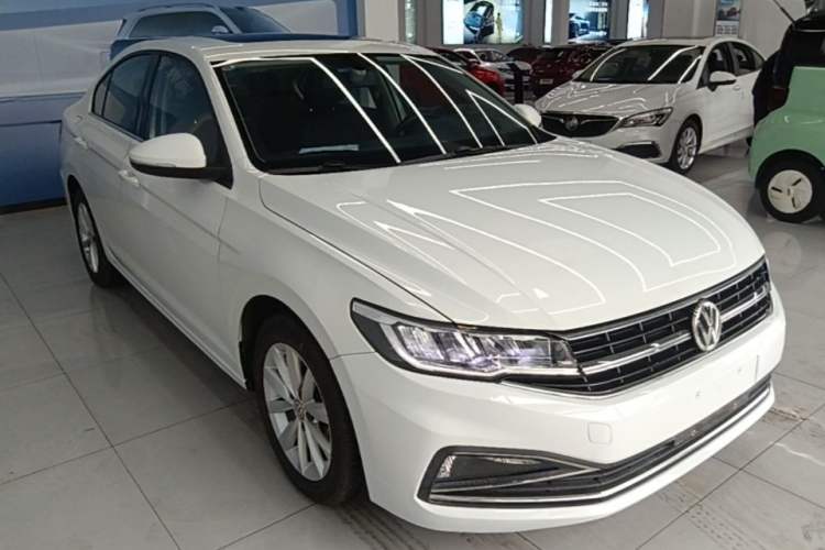 Used Volkswagen Bora 2019 Revised Version 1.5L Automatic Elite Edition China V Standard Front Right 45 Deg