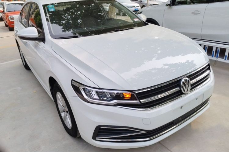 Used Volkswagen Bora 2019 Revised Version 1.5L Manual Fashion Edition China VI Standard Front Right 45 Deg
