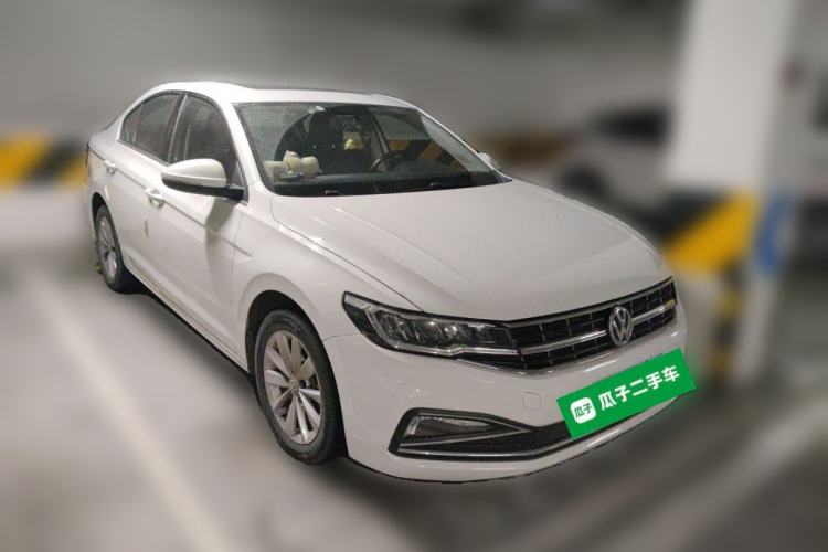 Used Volkswagen Bora 2019 1.5L Manual Comfort Version Front Right 45 Deg
