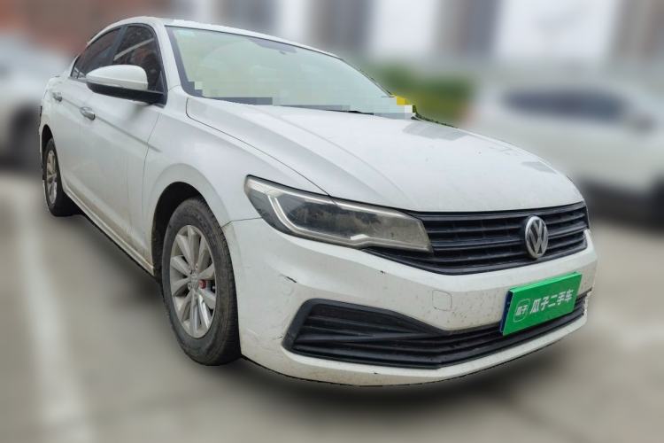 Used Volkswagen Bora 2019 1.5L Manual Fashion Edition Front Right 45 Deg