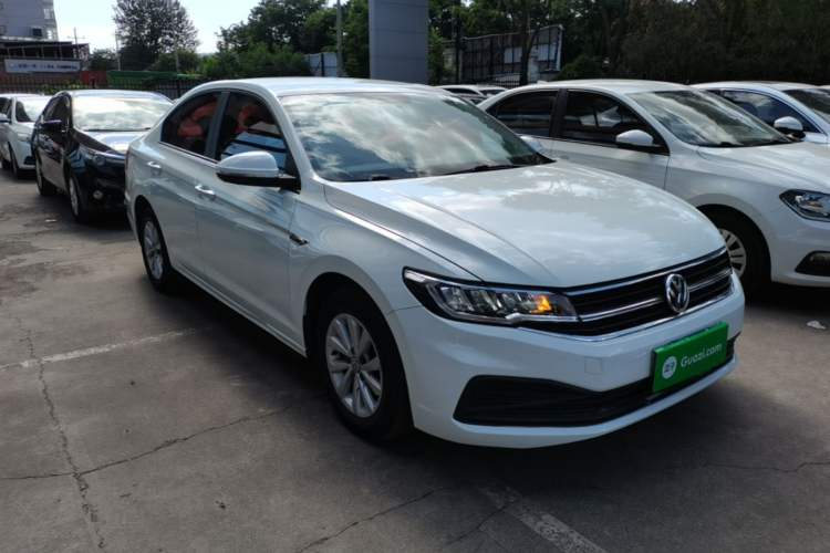 Used Volkswagen Bora 2019 1.5L Manual Fashion Edition Front Right 45 Deg