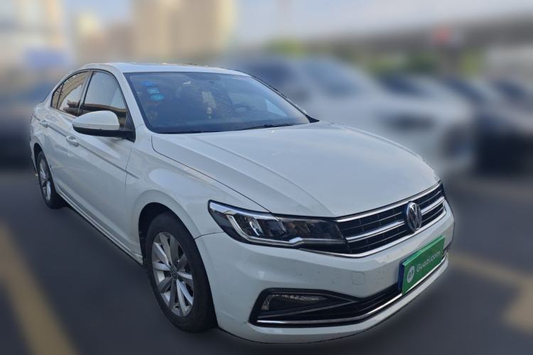 Used Volkswagen Bora 2019 Revised Version 1.5L Automatic Comfort Edition China VI Standard Front Right 45 Deg