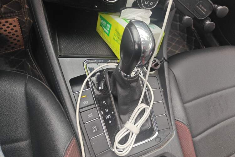 Used Volkswagen Bora 2019 Revised Version 1.5L Automatic Comfort Edition China V Standard Gear Lever
