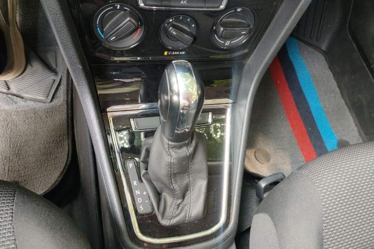 Used Volkswagen Bora 2019 Facelift Bora·Legend 1.5L Automatic Fashion Edition China VI Standard Gear Lever
