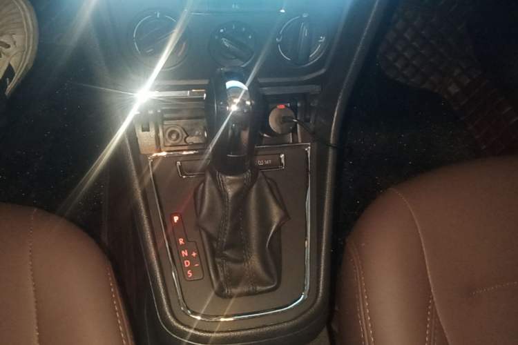 Used Volkswagen Bora 2019 Facelift Bora·Legend 1.5L Automatic Fashion Edition China VI Standard Gear Lever