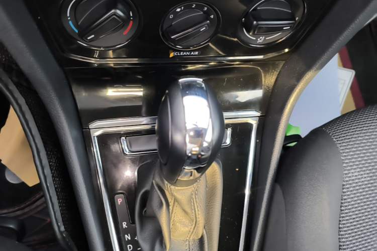 Used Volkswagen Bora 2019 Facelift Bora·Legend 1.5L Automatic Fashion Edition China VI Standard Gear Lever