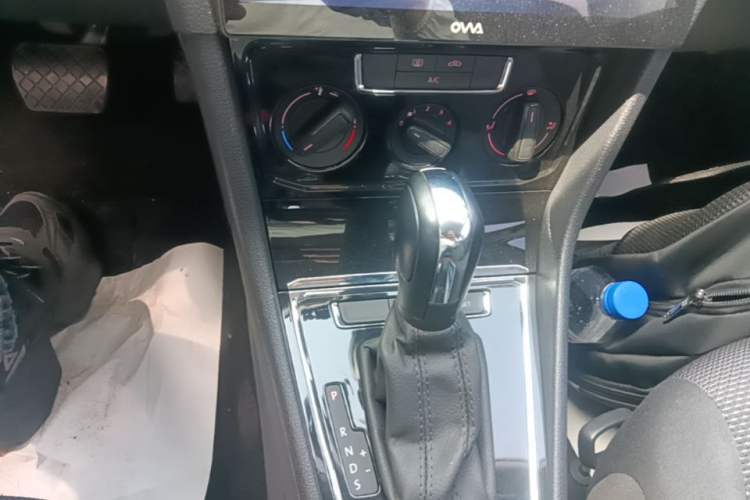 Used Volkswagen Bora 2019 Facelift Bora·Legend 1.5L Automatic Fashion Edition China VI Standard Gear Lever
