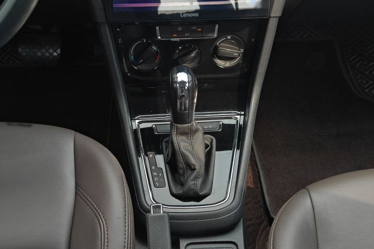 Used Volkswagen Bora 2019 Facelift Bora·Legend 1.5L Automatic Fashion Edition China VI Standard Gear Lever