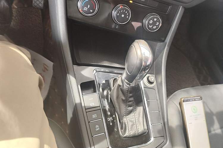 Used Volkswagen Bora 2019 1.5L Automatic Comfort Model Gear Lever