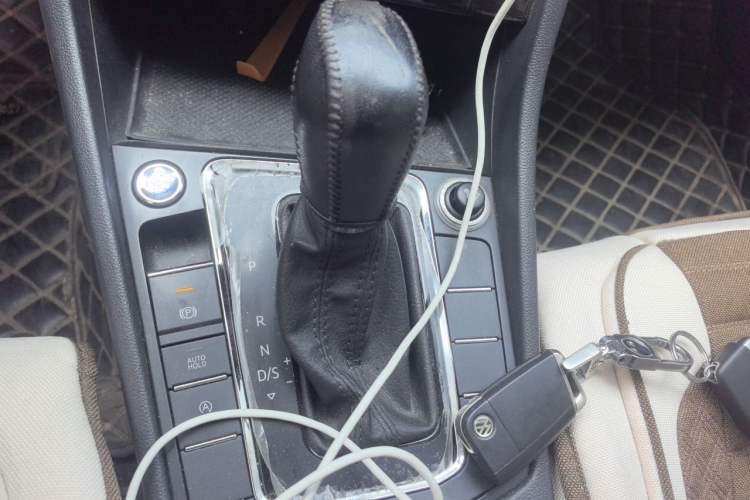 Used Volkswagen Bora 2019 Revised Version 1.5L Automatic Elite Edition China VI Standard Gear Lever