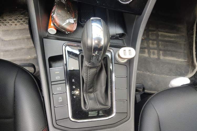 Used Volkswagen Bora 2019 Revised Version 1.5L Automatic Comfort Edition China VI Standard Gear Lever