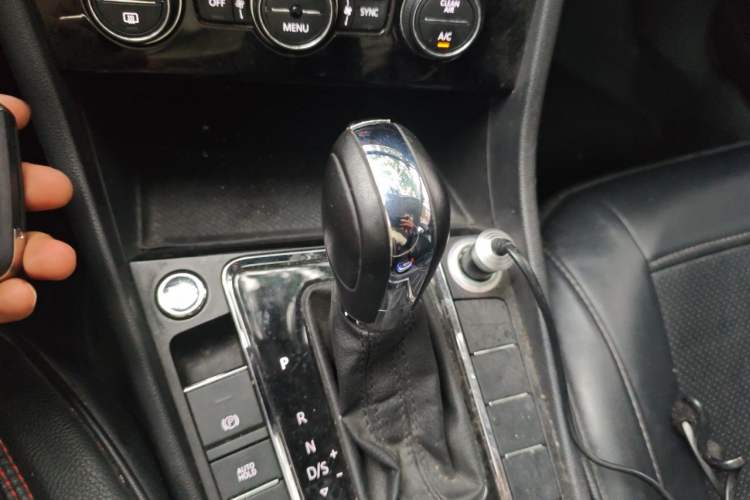 Used Volkswagen Bora 2019 1.5L Automatic Elite Version Gear Lever