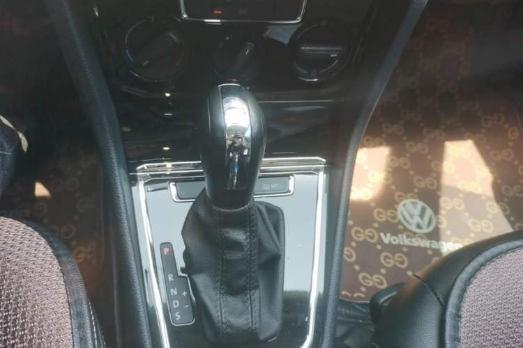 Used Volkswagen Bora 2019 Bora Legend 1.5L Automatic Leading Model China VI Standard Gear Lever
