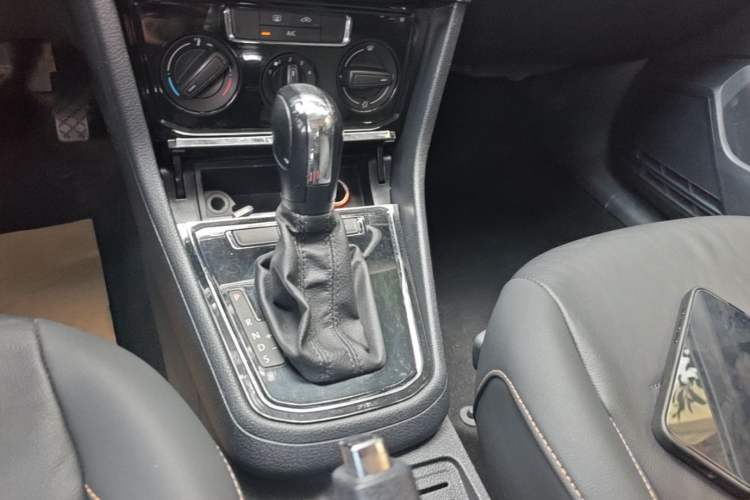 Used Volkswagen Bora 2019 Facelift Bora·Legend 1.5L Automatic Fashion Edition China VI Standard Gear Lever