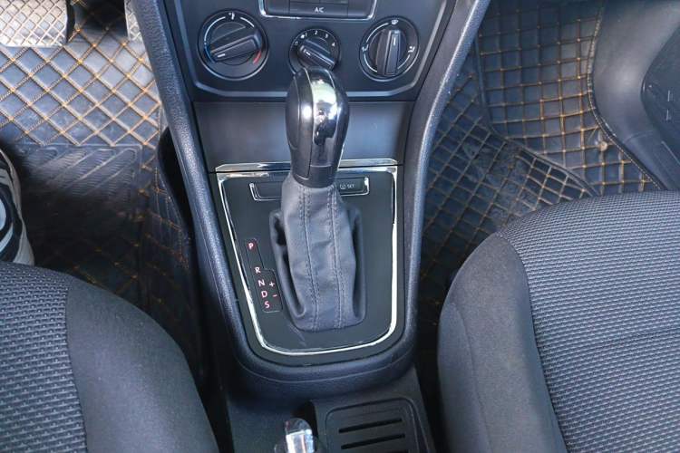 Used Volkswagen Bora 2019 Bora·Legend 1.5L Automatic Fashion Edition China V Standard Gear Lever