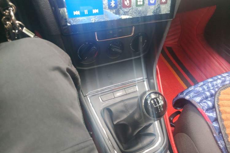 Used Volkswagen Bora 2019 Bora Legend 1.5L Manual Fashion Edition China VI Standard Gear Lever