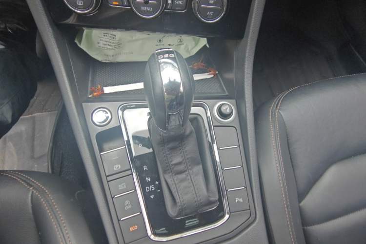 Used Volkswagen Bora 2019 Revised Version 280TSI DSG Luxury Edition China VI Standard Gear Lever