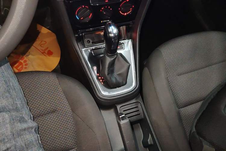 Used Volkswagen Bora 2019 Facelift Bora·Legend 1.5L Automatic Fashion Edition China VI Standard Gear Lever